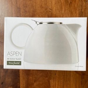 Tea Forte Aspen teapot